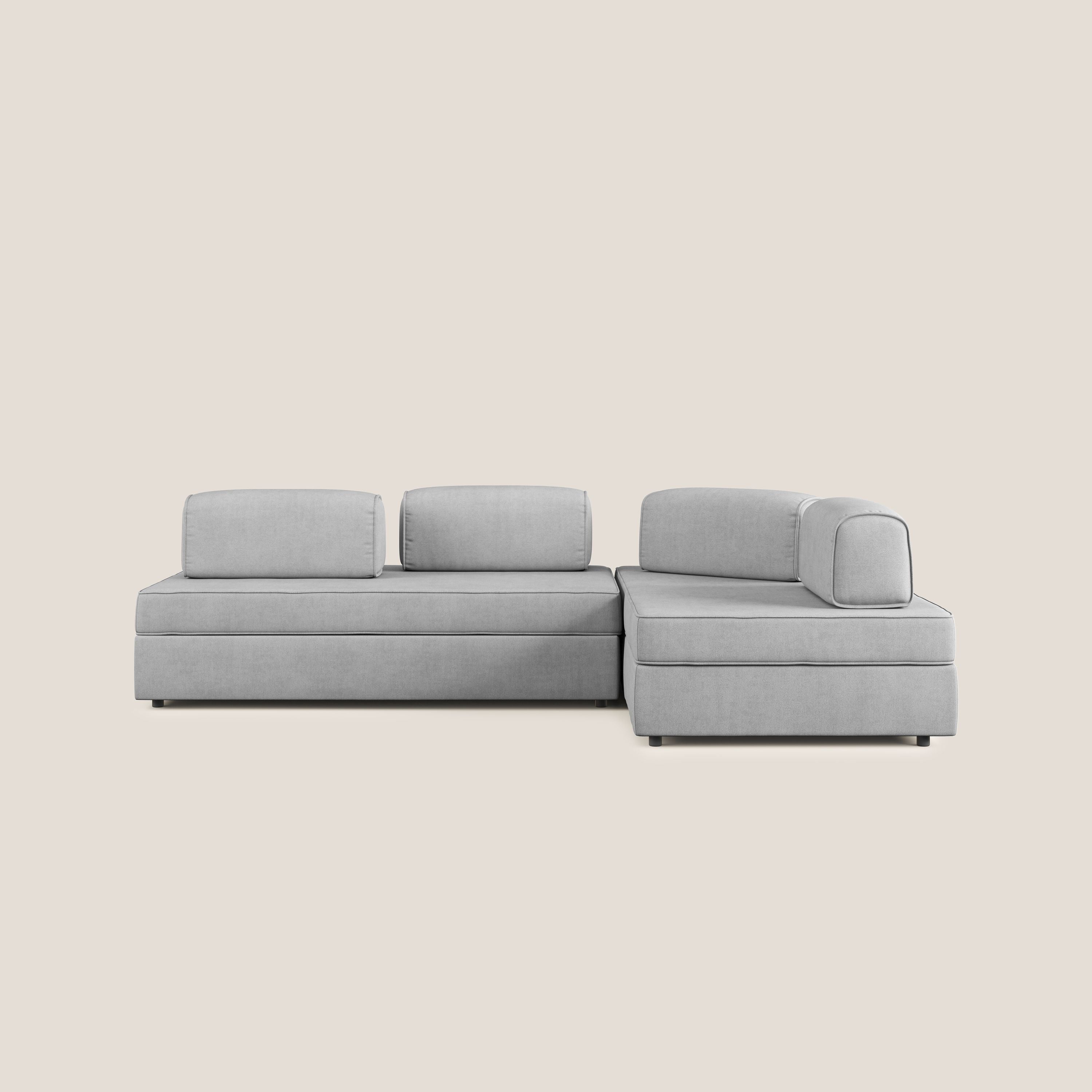 Liberty divano angolare con pouf estraibile e schienali movibili in tessuto morbido impermeabile T02 grigio chiaro - divitt.sbs
