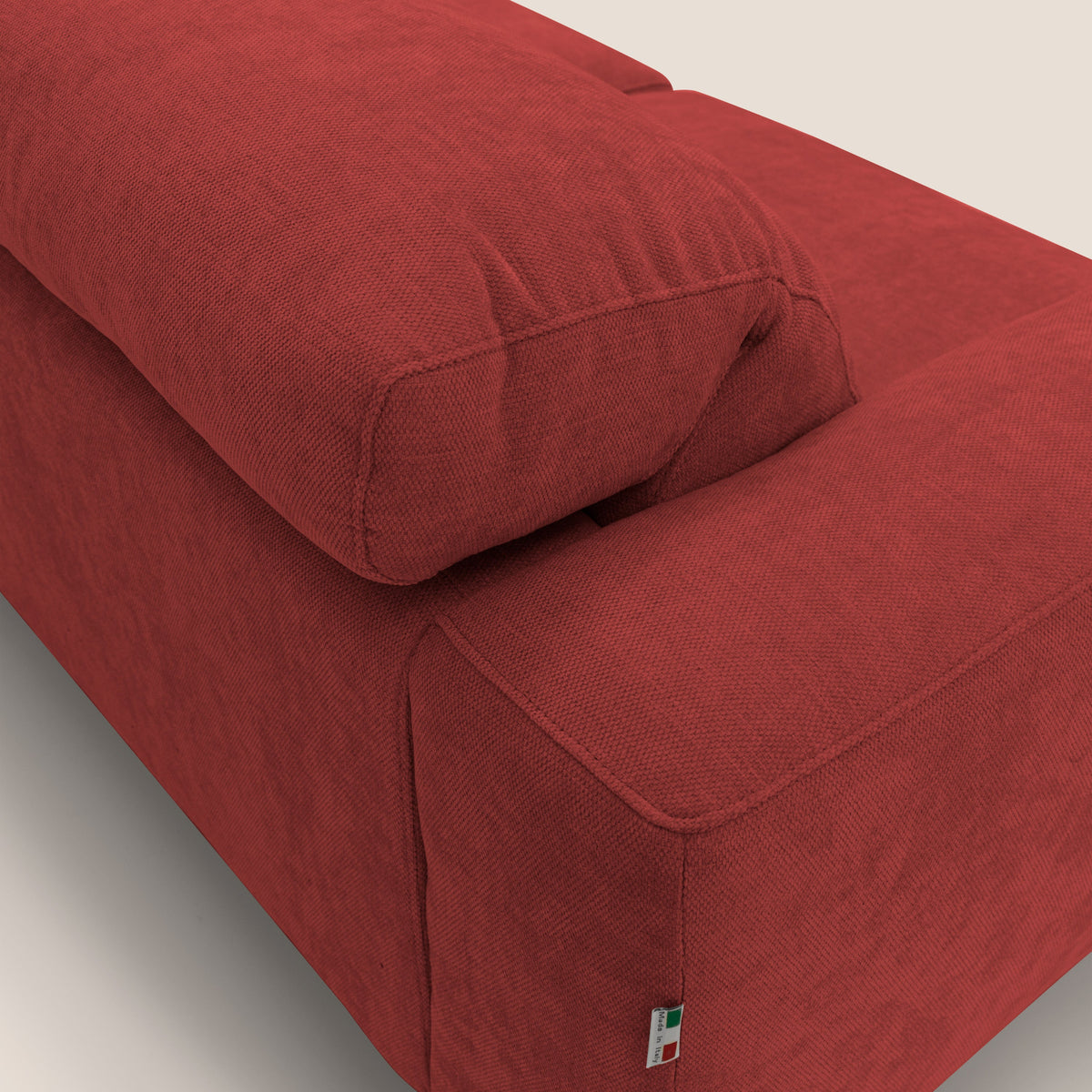 Sakura divano in piuma d'oca angolare REVERSIBILE in morbido tessuto fiammato impermeabile T14 rosso - divitt.sbs