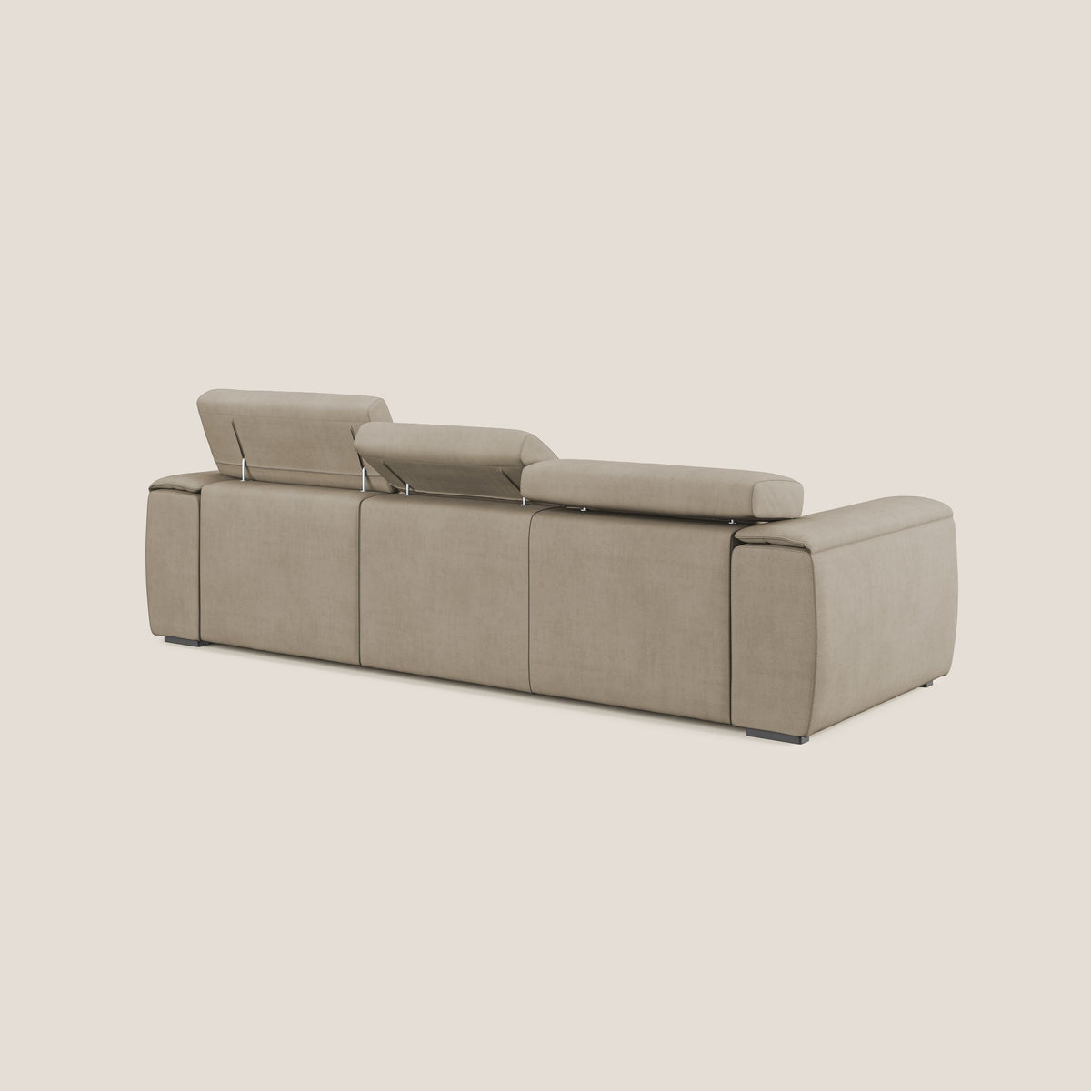 Zeno Divano con pouf estraibile poggiapiedi a 3 sedute in tessuto morbido impermeabile T02 beige - divitt.sbs