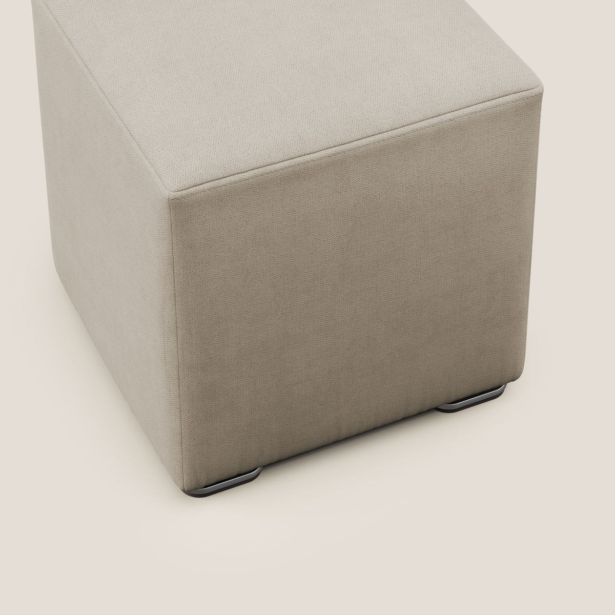 Cube pouf in tessuto morbido impermeabile T02 beige - divitt.sbs