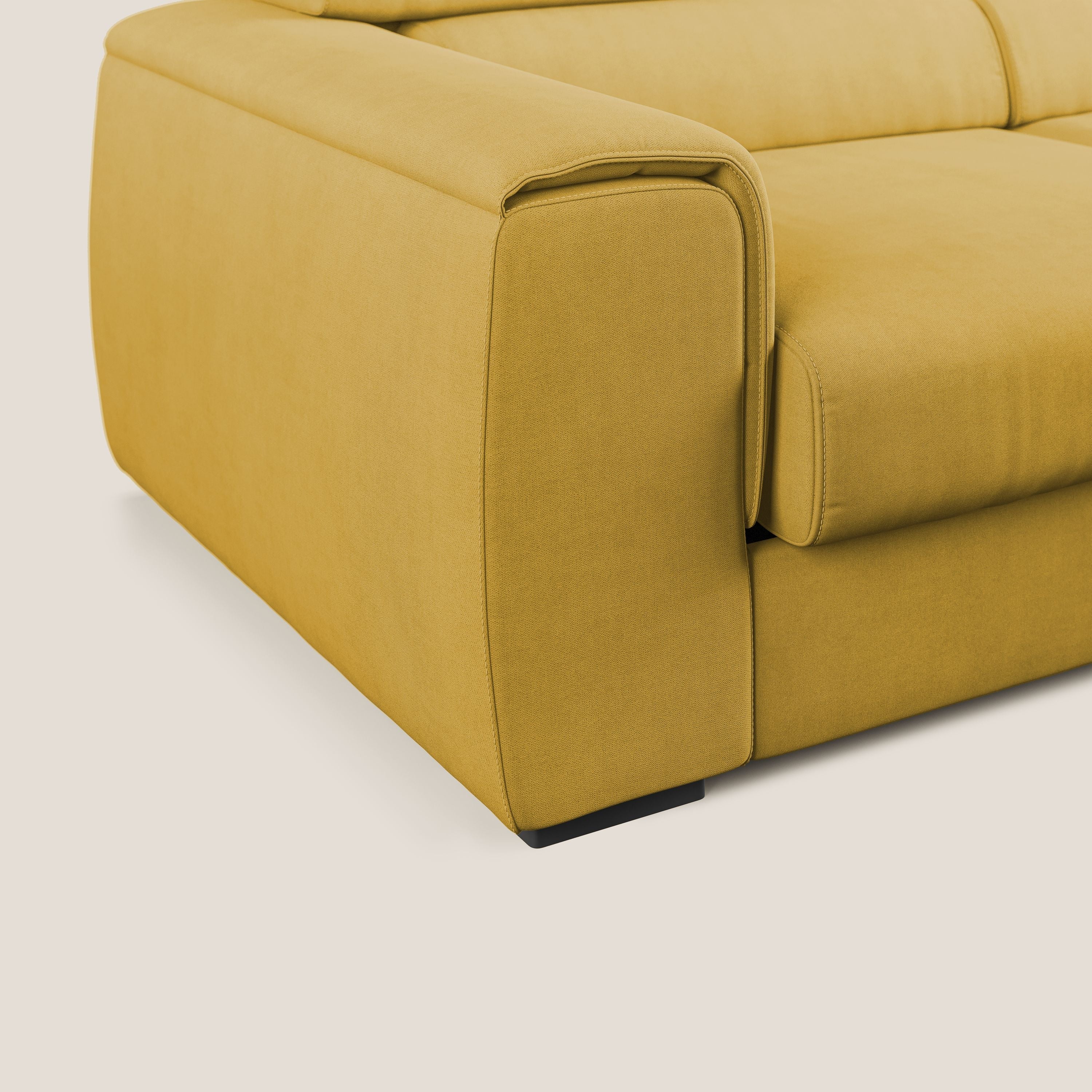 Zeno Divano con pouf estraibile poggiapiedi in tessuto morbido impermeabile T02 giallo - divitt.sbs