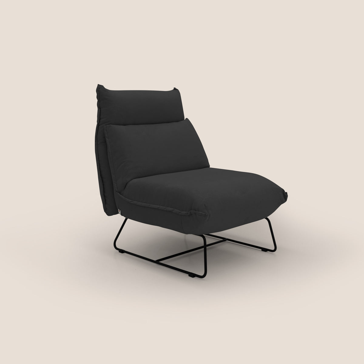 Tessa Poltroncina dal design moderno in morbida microfibra smacchiabile T11 nero - divitt.sbs