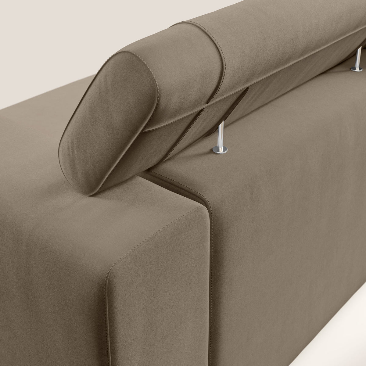 Vegas divano con poggiatesta reclinabili in microfibra smacchiabile T11 marrone - divitt.sbs
