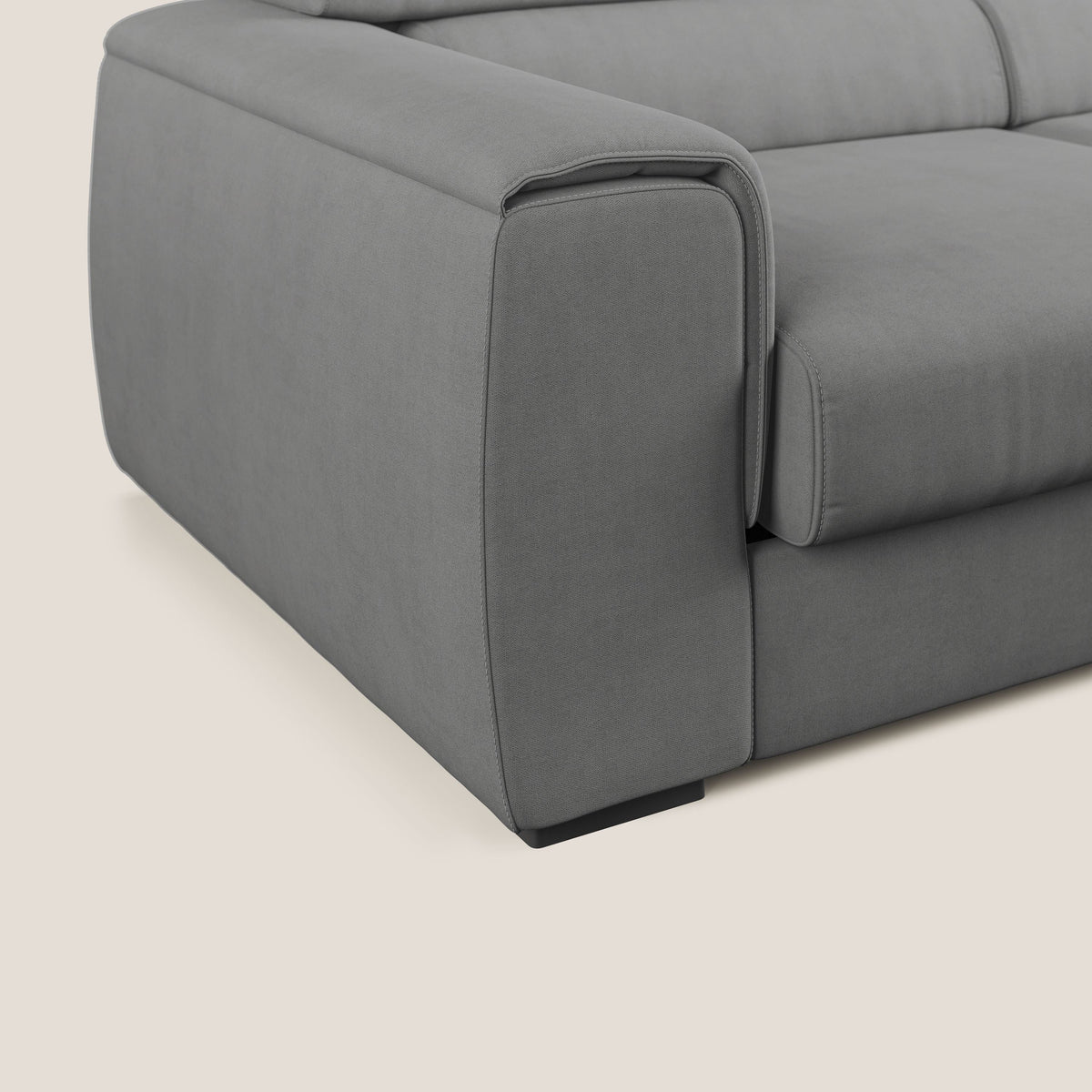 Zeno Divano angolare con pouf estraibile poggiapiedi in tessuto morbido impermeabile T02 grigio - divitt.sbs