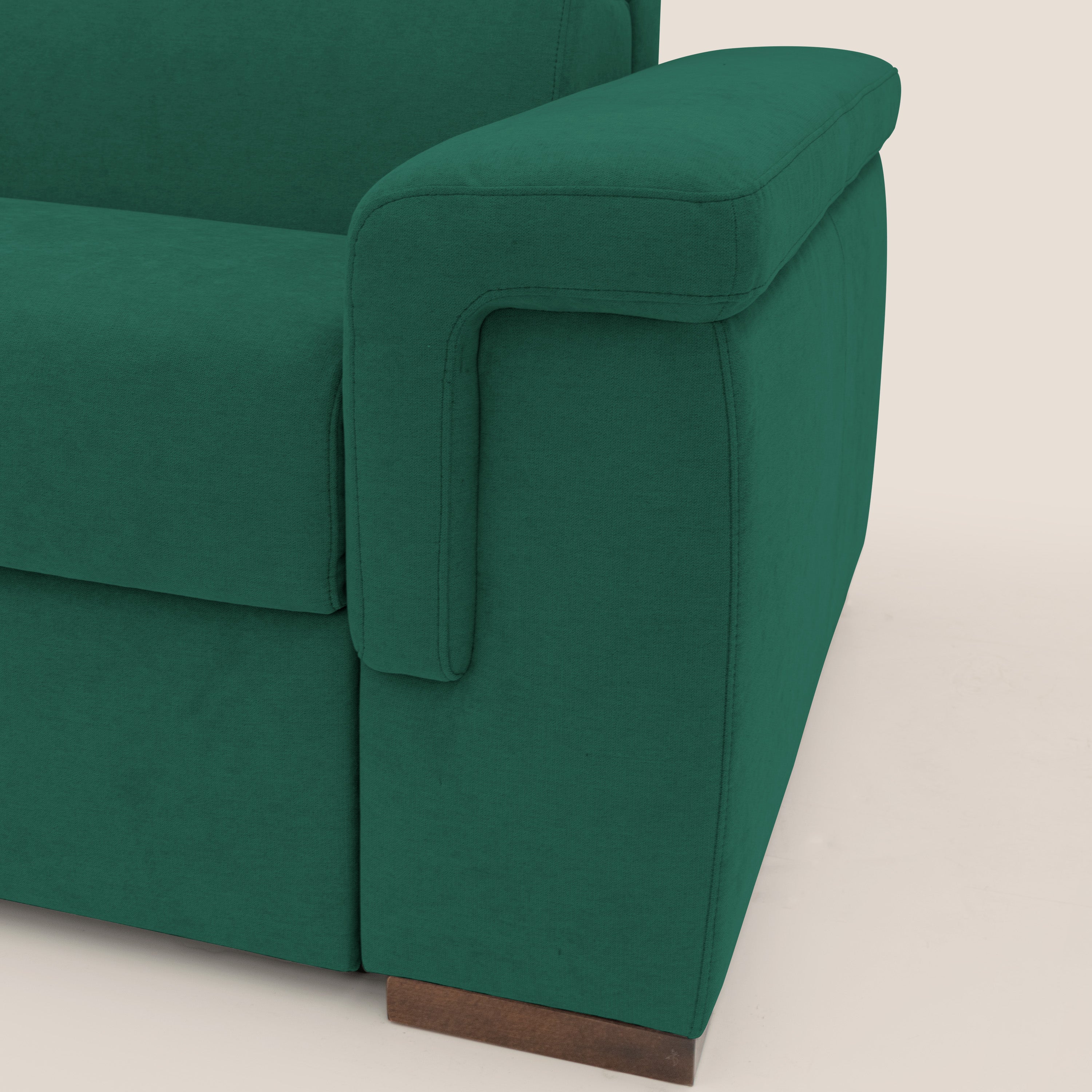 Giunone divano letto con materasso alto 18 cm e poggiatesta reclinabili in tessuto impermeabile T02 verde - divitt.sbs