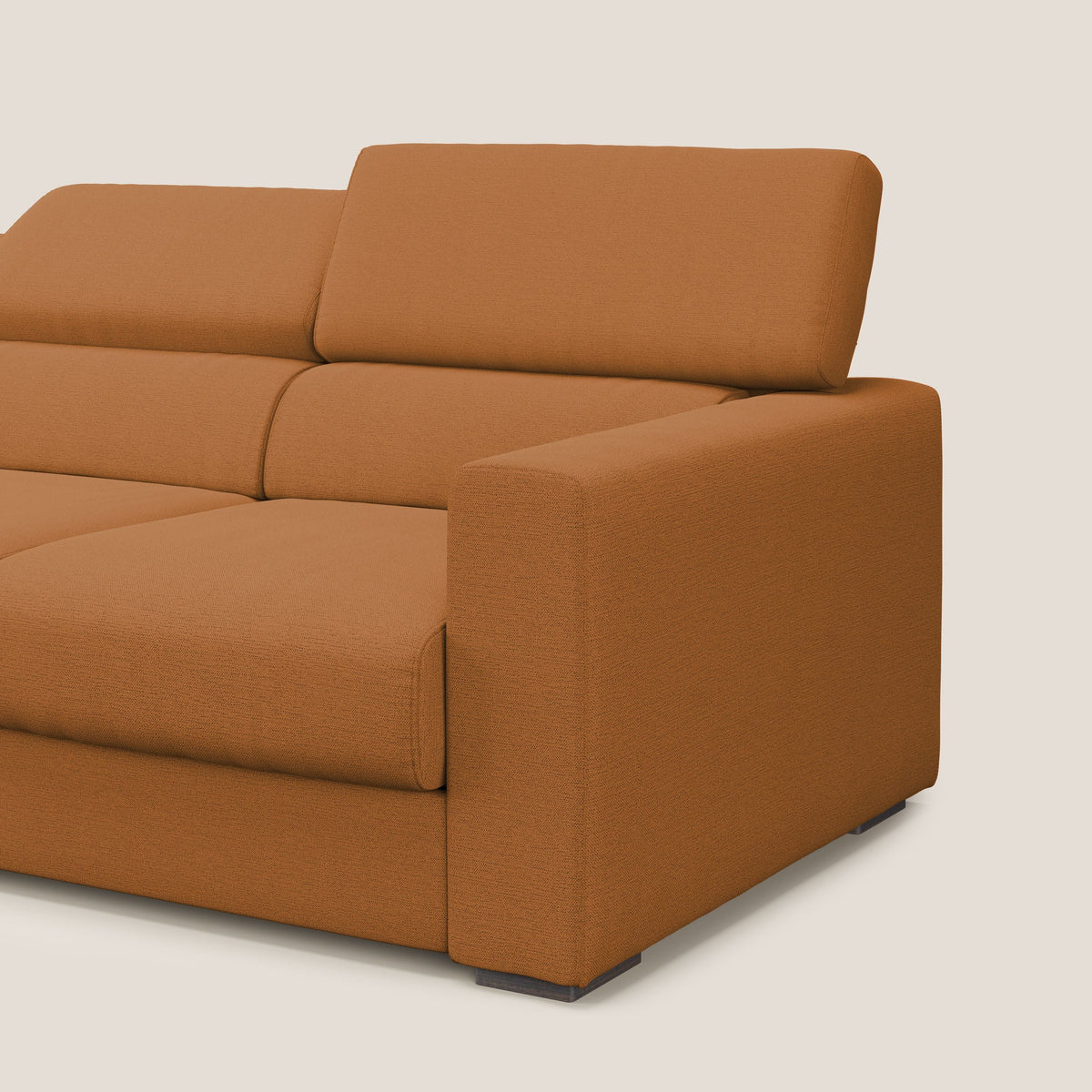 Dylan divano a 3 sedute con pouf estraibile poggiapiedi in tessuto fiammato simil cotone impermeabile T19 arancio - divitt.sbs