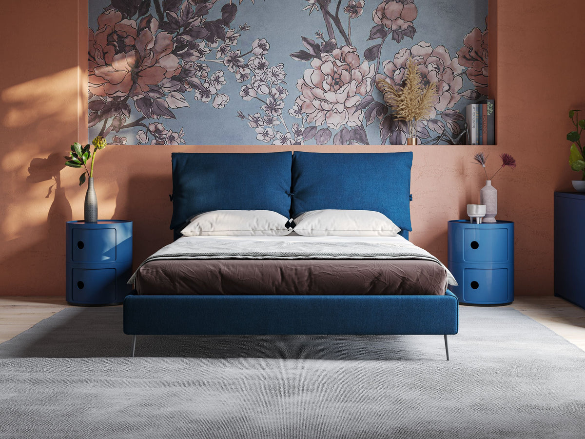 Artemisia letto imbottito con piedini alti sfoderabile in tessuto smacchiabile T17 blu - divitt.sbs