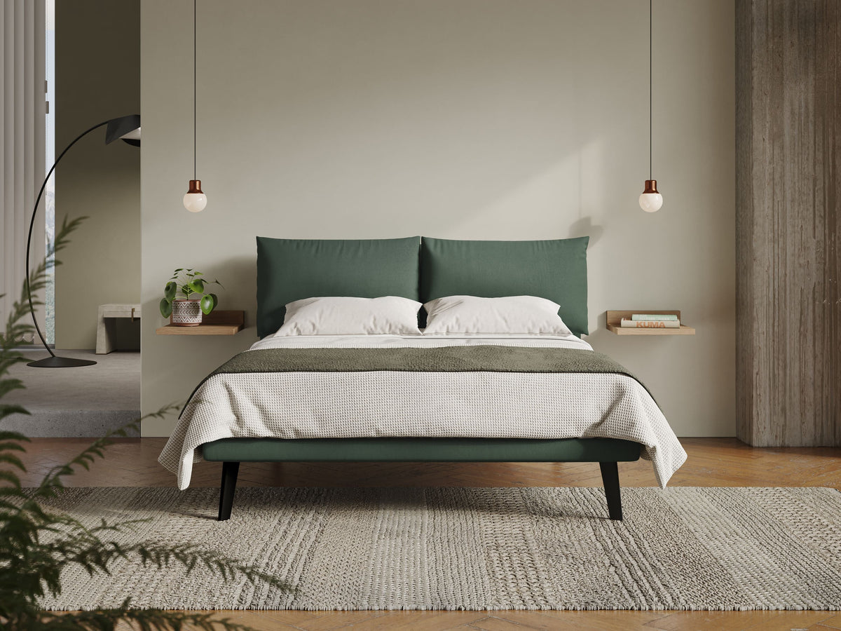 Astrid letto imbottito con piedi in legno in microfibra smacchiabile T11 verde - divitt.sbs