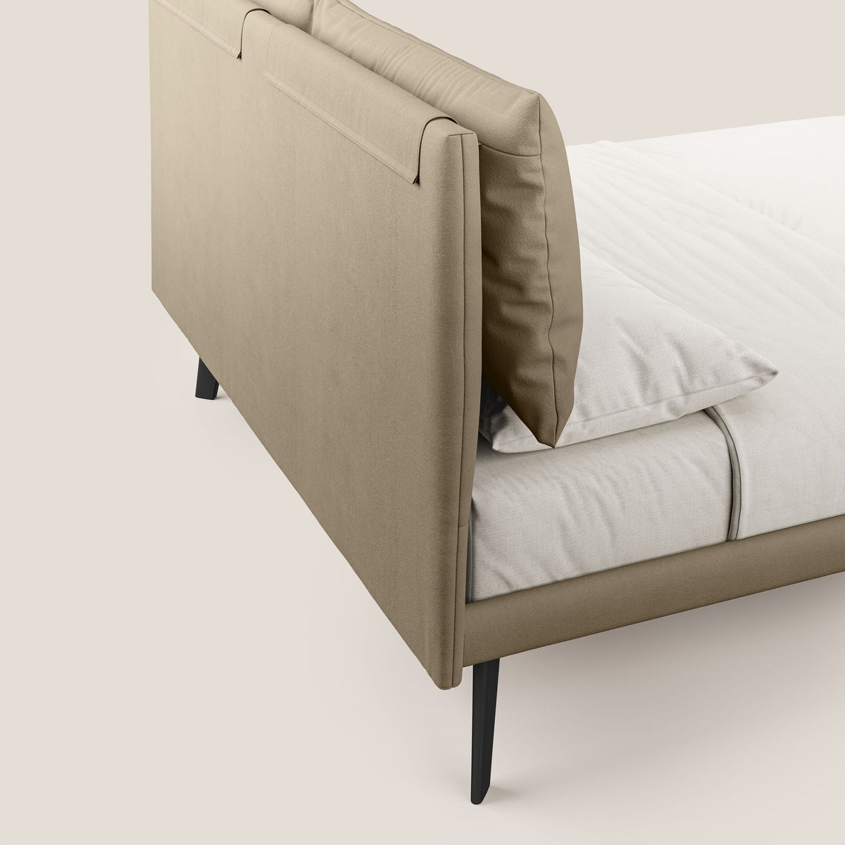 Astrid letto imbottito con piedi in legno in microfibra smacchiabile T11 tortora - divitt.sbs