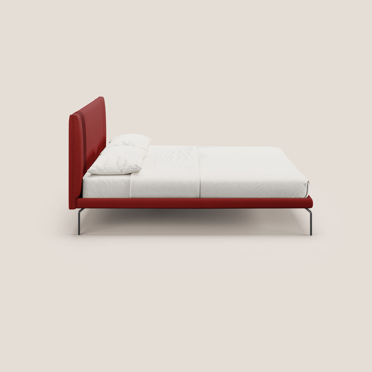 Finn letto imbottito con piedi alti in metallo in tessuto smacchiabile T05 rosso - divitt.sbs