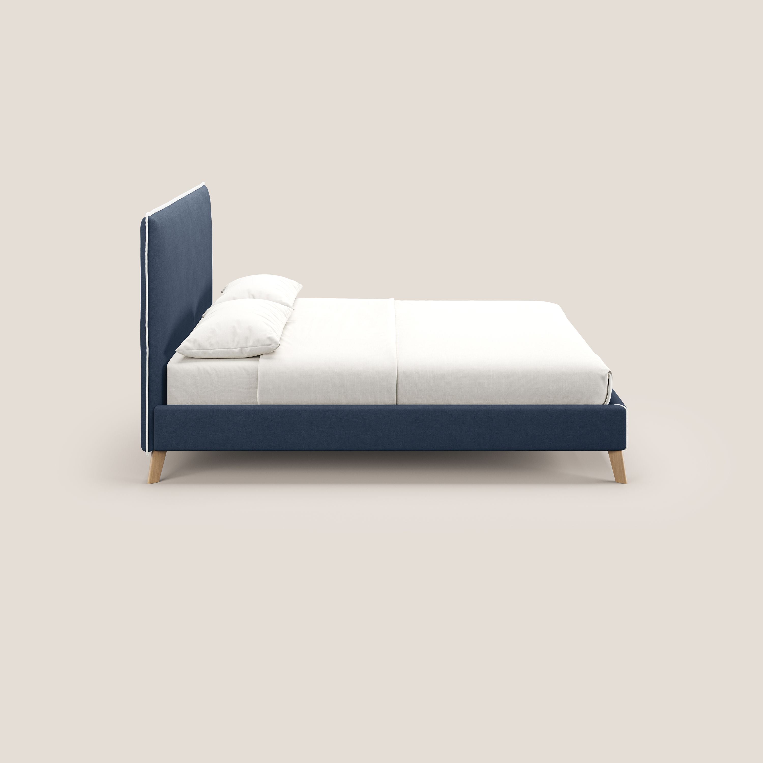 Leila letto imbottito con piedini legno in tessuto smacchiabile T17 blu - bianco - divitt.sbs