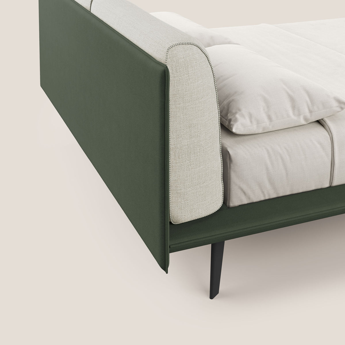 Petra letto di design bicolore con cuscini in piuma, piedini in mogano e tessuto impermeabile bicolore T11 e T06 verde - panna - divitt.sbs
