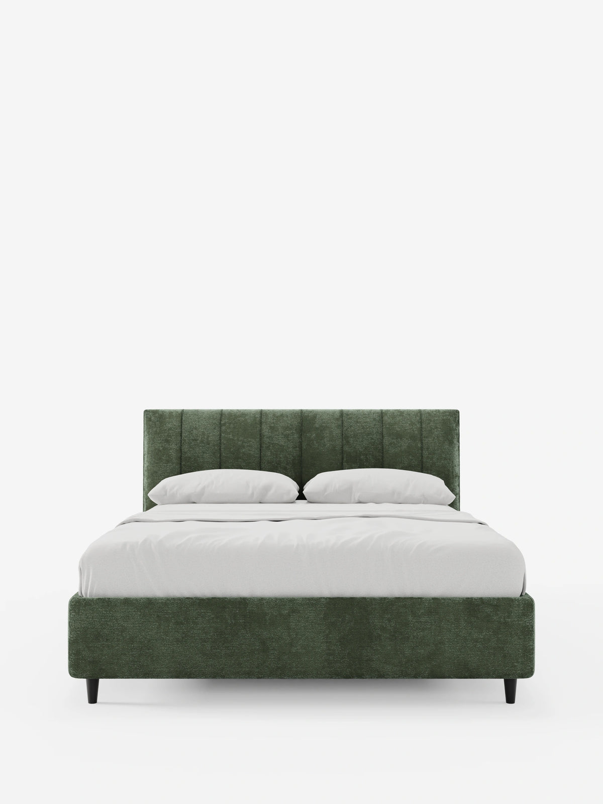 Il letto imbottito ONYX con contenitore e testiera verticale in tessuto certificato Oeko-Tex® è un moderno letto matrimoniale caratterizzato da una struttura color verde bosco con finitura vellutata, un'alta testiera imbottita, biancheria da letto bianca e gambe affusolate di colore scuro.