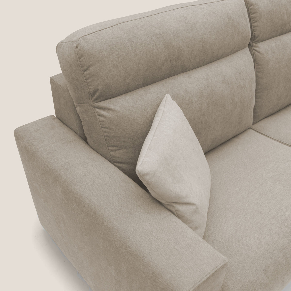 Nikita Divano letto matrimoniale con schienale morbido alto e rivestimento T02 beige - divitt.sbs