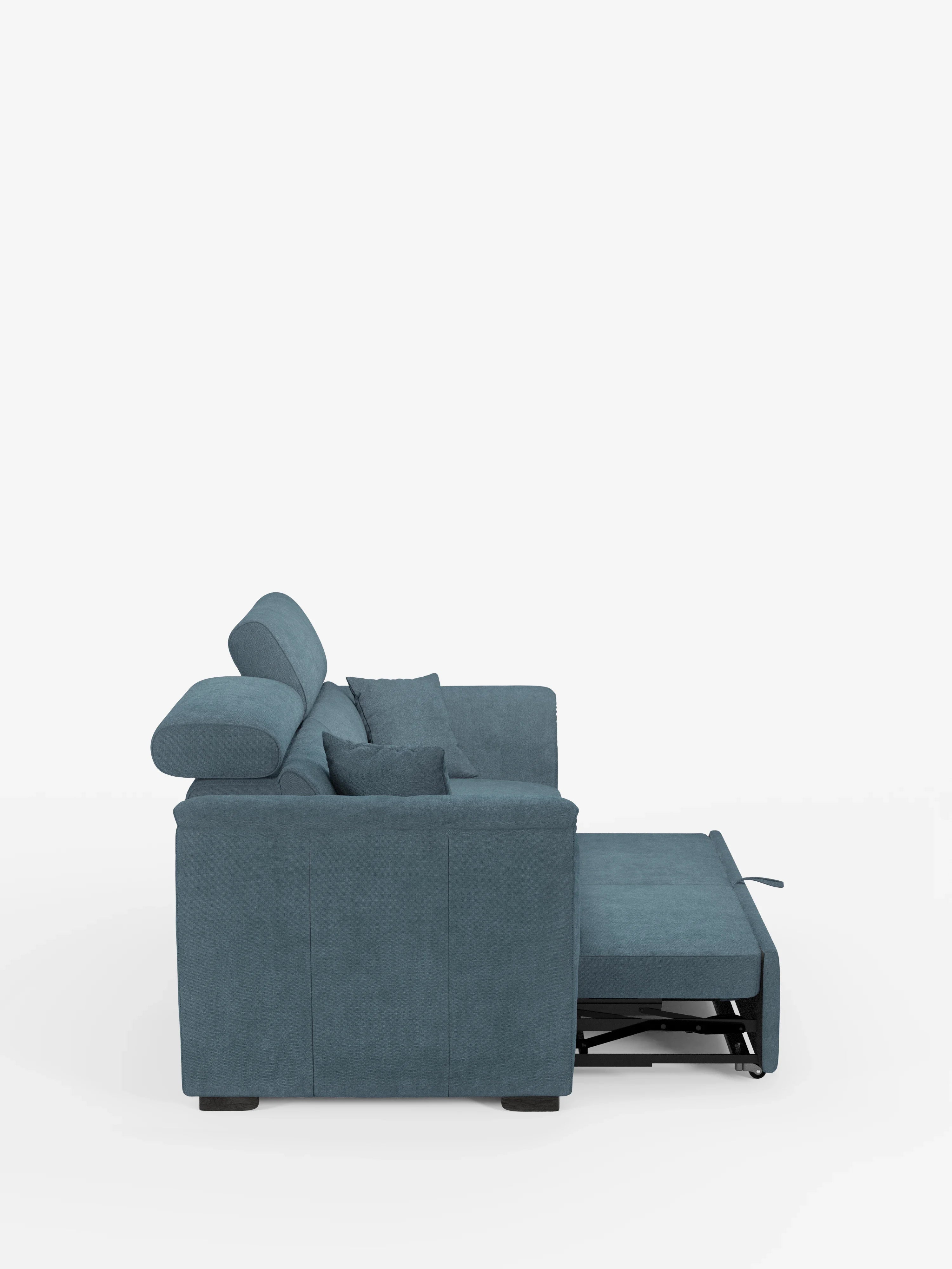 Il divano a 2 posti estraibile Titano con poggiatesta reclinabili in tessuto smacchiabile Oeko-Tex® di divitt.sbs è raffigurato di profilo in tessuto blu verde acqua, dotato di poggiapiedi allungabile e poggiatesta regolabili. Questo divano moderno presenta linee pulite ed è corredato da due cuscini decorativi coordinati. Uno sfondo bianco a tinta unita mette in risalto il design contemporaneo e le caratteristiche del divano.