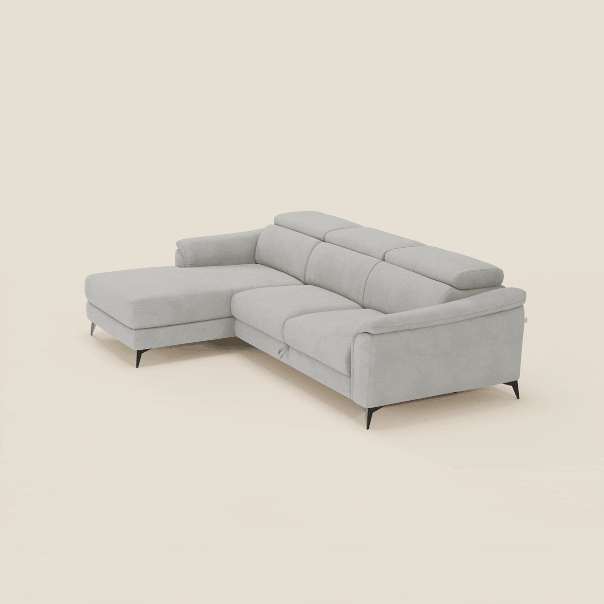 Arcos Divano con penisola - piedini alti e poggiatesta reclinabili in microfibra impermeabile T11 grigio chiaro - divitt.sbs